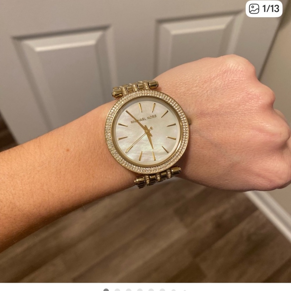 MICHAEL KORS BLINGED OUT WOMENS WATCH EUC
